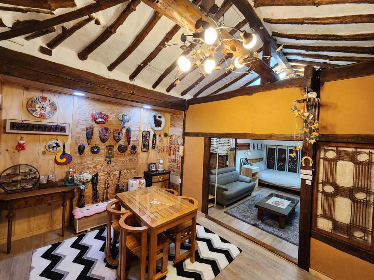 Kims House Andong Vila Exterior foto