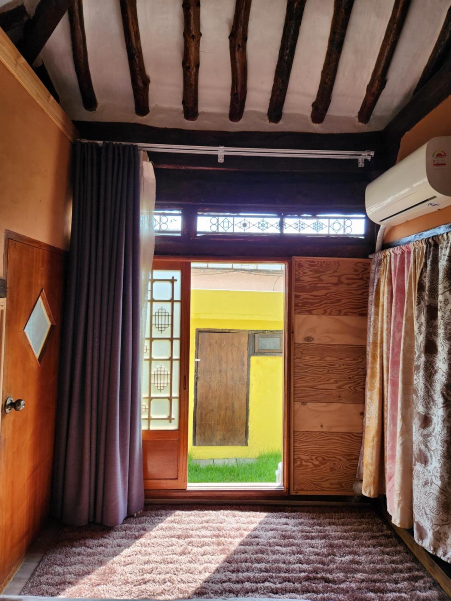 Kims House Andong Vila Exterior foto